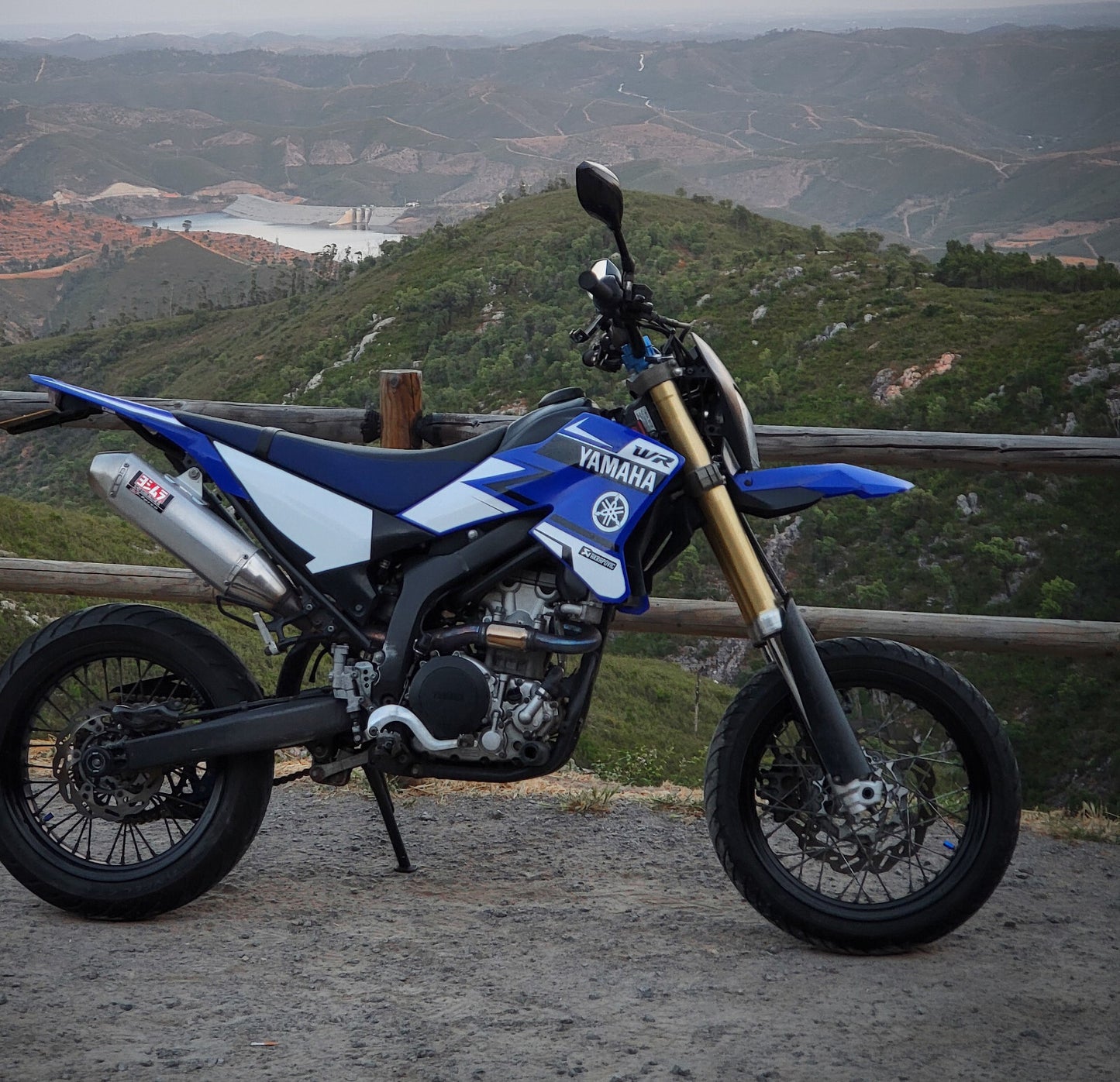 Universal Front Mudguard Fender - Supermoto / Motocross / Enduro Blue Yamaha