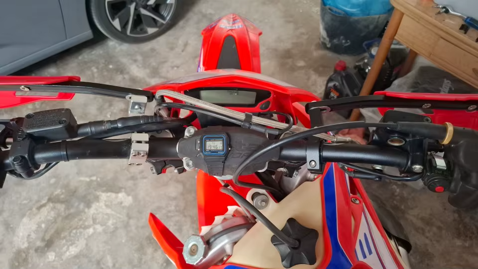 Red Handlebar Bar Guards Motocross Enduro - Mount Kit Honda etc Hand Guard