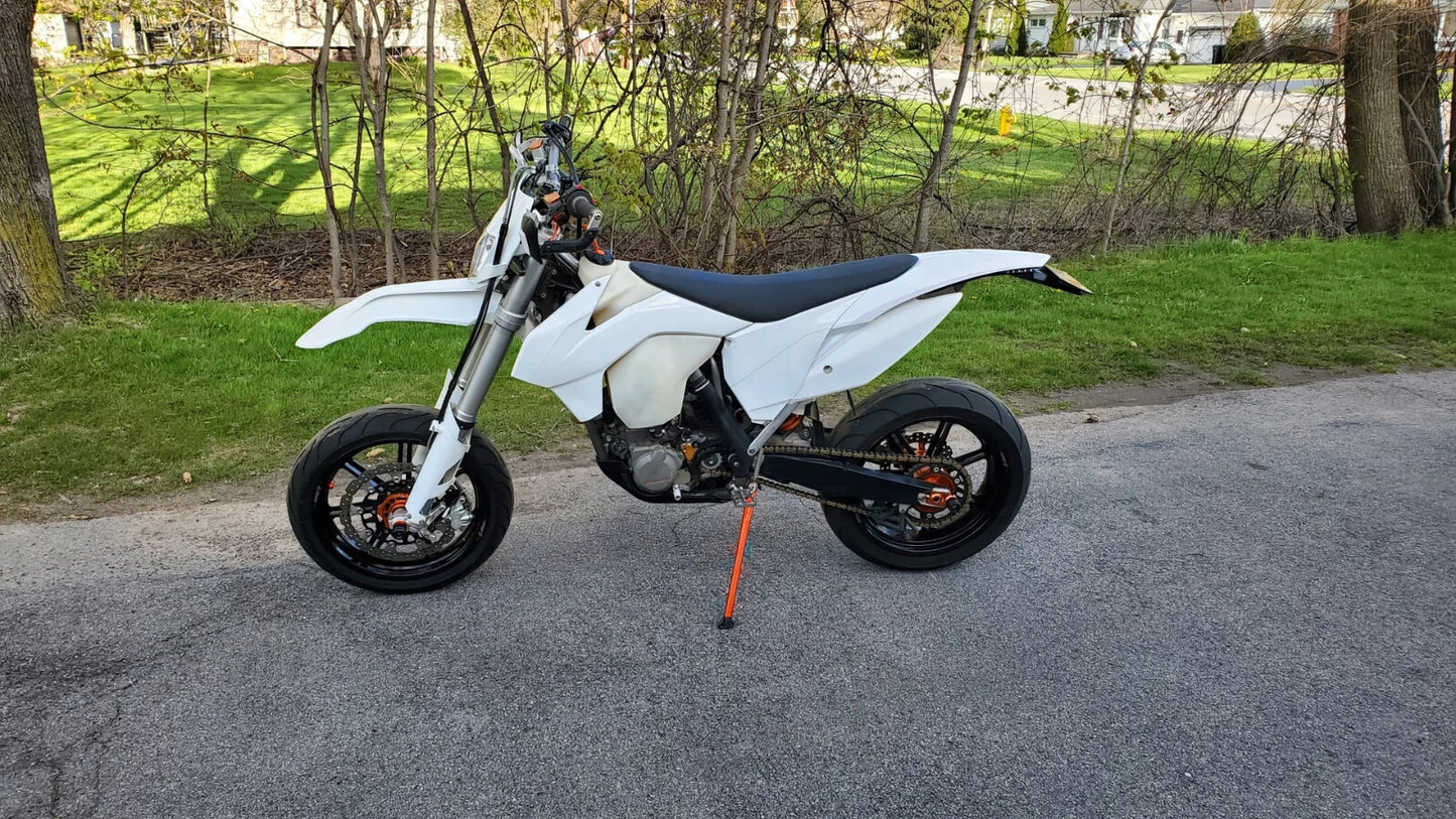 Universal Supermoto Front Mudguard Fender - Enduro White Honda / Yamaha / Suzuki