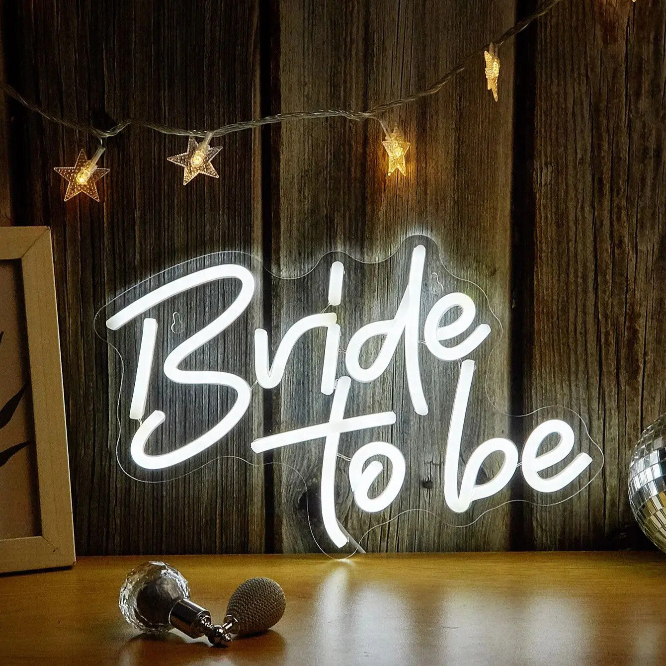 Bride to be Neon Sign - White LED Neon Light - Wall Decor Wedding Hen Party USB