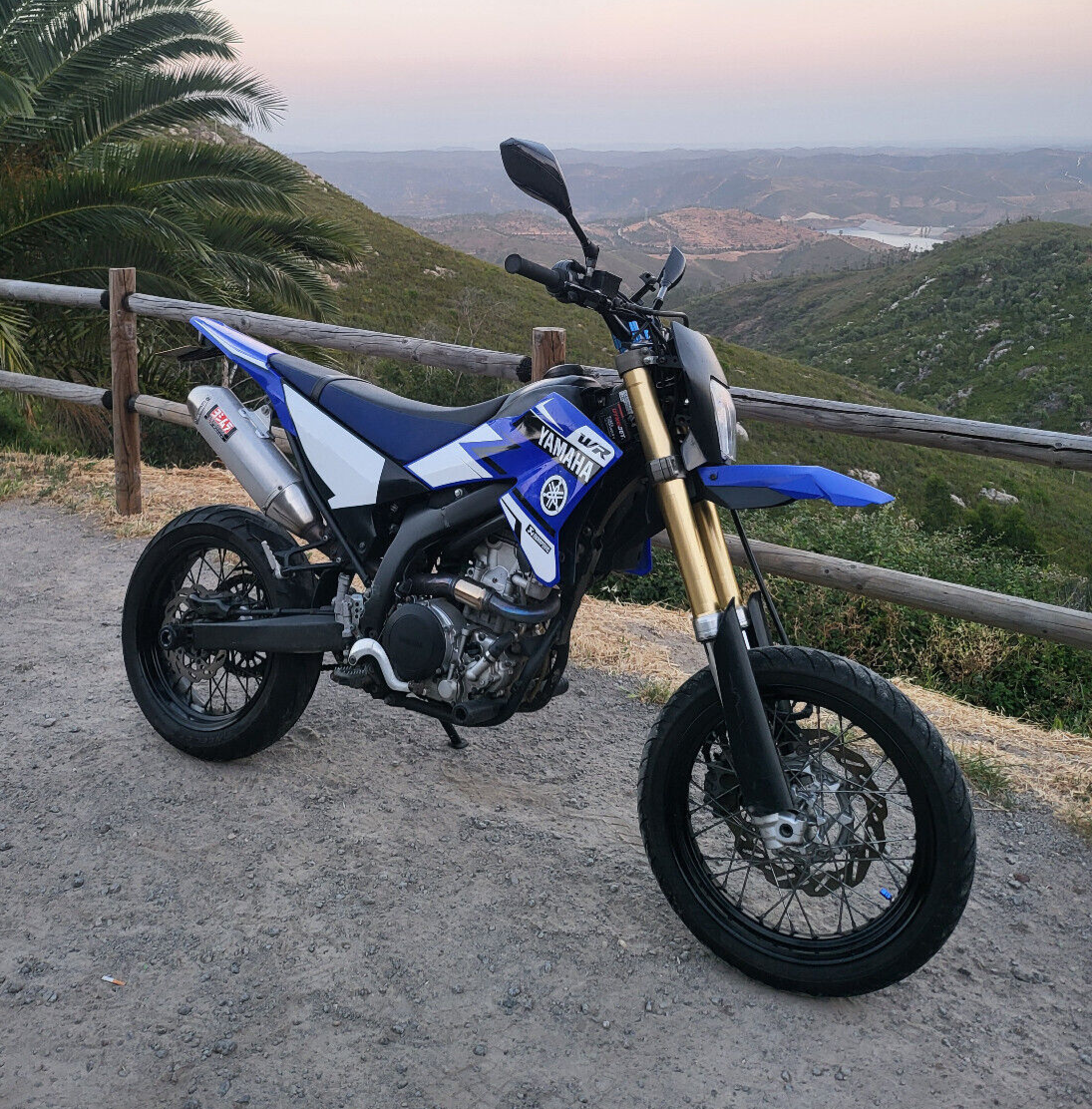 Universal Front Mudguard Fender - Supermoto / Motocross / Enduro Blue Yamaha