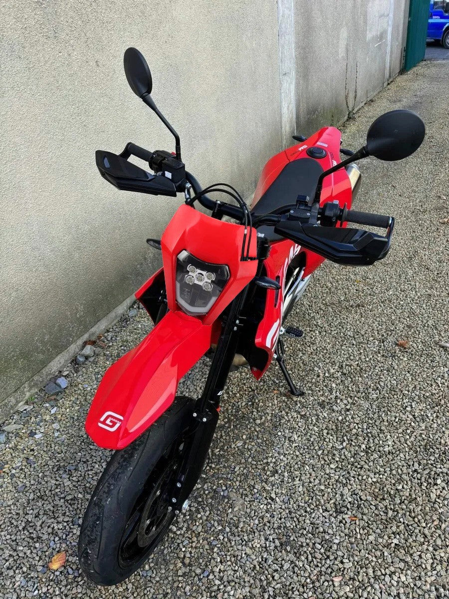 Universal Supermoto LED Headlight - For Kawasaki Suzuki Yamaha Motorcycle Red